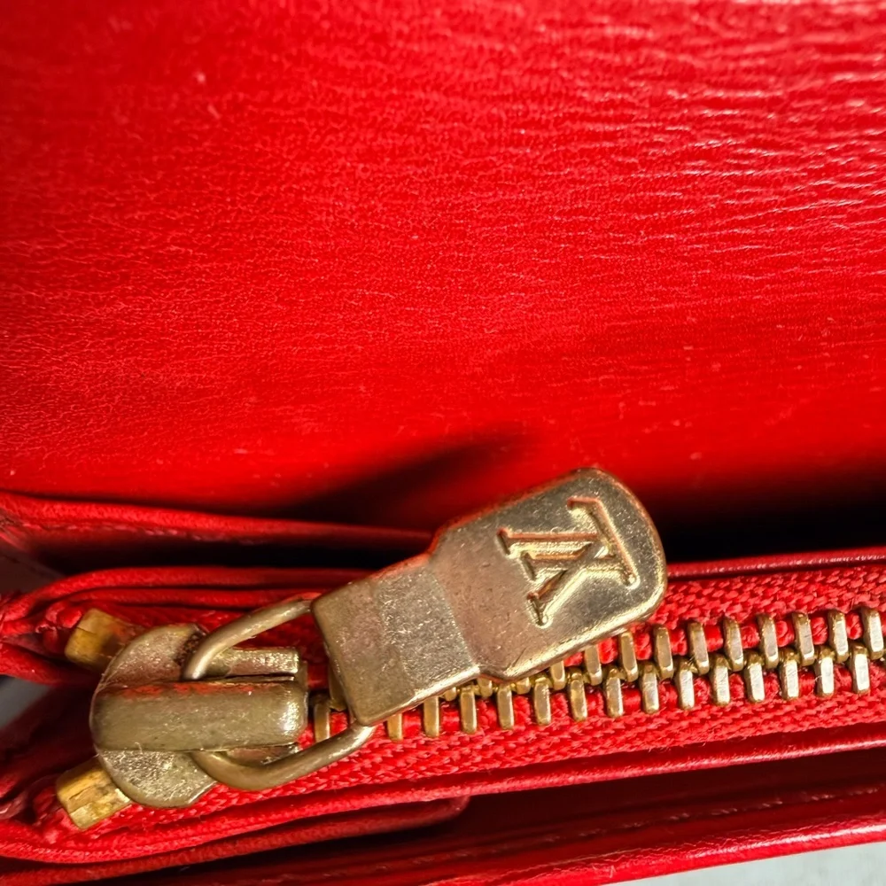 Louis Vuitton Trifold Wallet Red Epi Leather Snap Closure Zip Coin Pocket